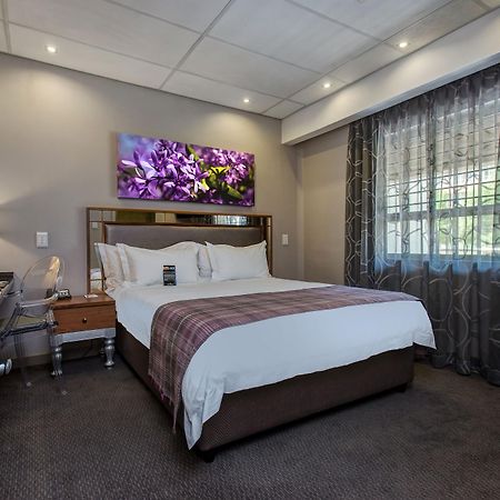 Fortis Hotel Manor Pretoria Exterior photo